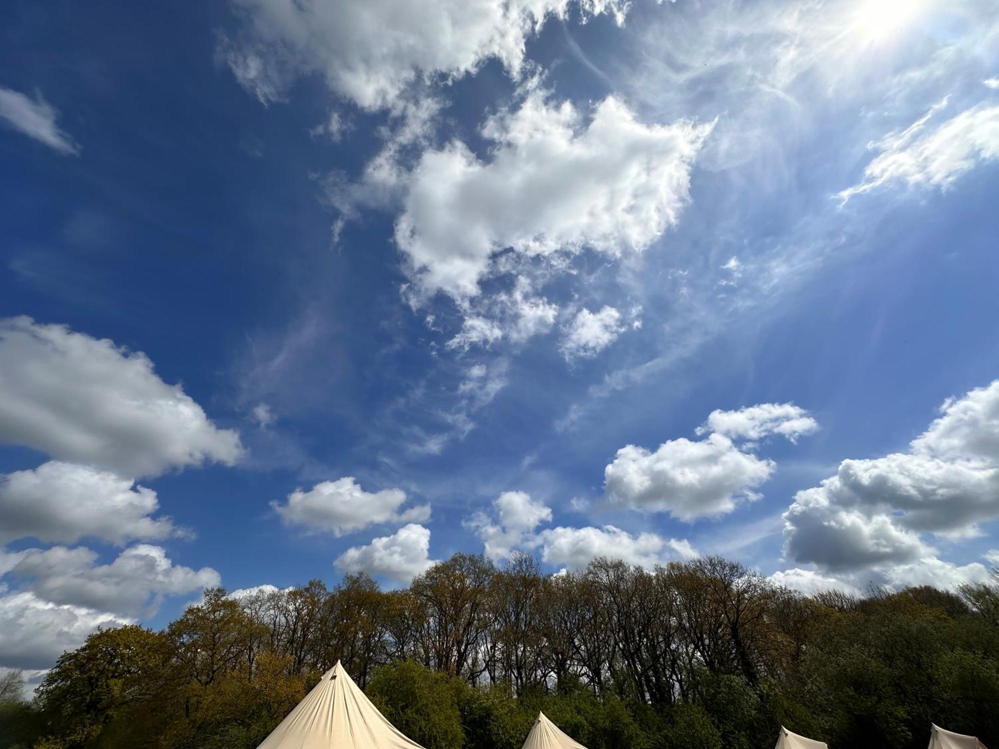 Buzzard Holt Hosting Hotel Buckingham Exterior photo